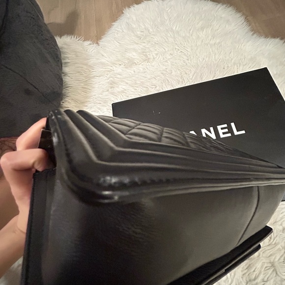 Black Chanel Boy Bag (Old Medium Size) - Picture 10 of 15